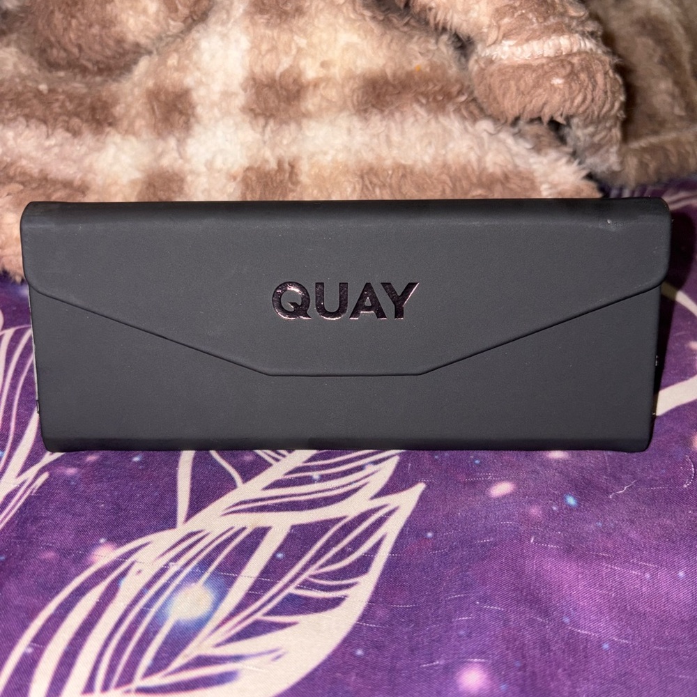 Quay Black Sunglasses Case
